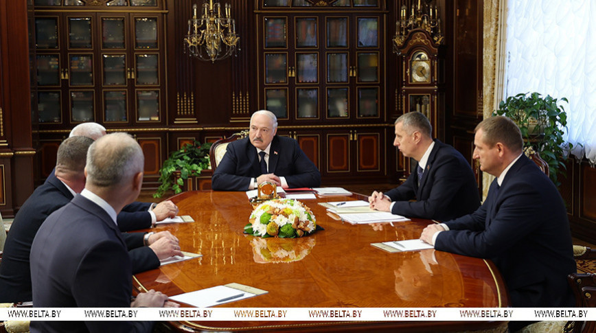 Lukashenko makes personnel decisions in central, local governments, enterprises