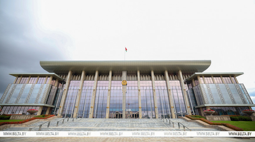 Lukashenko signs decree to raise pensions on 1 September