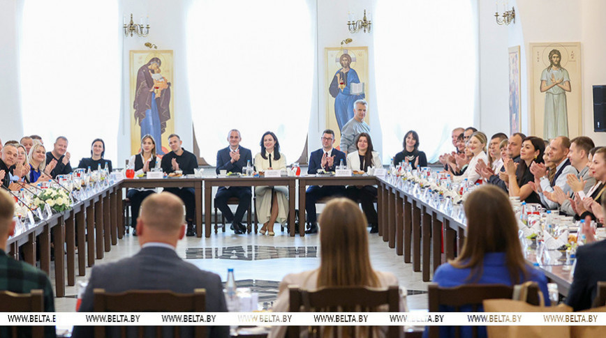 Family initiatives discussed at forum in Polotsk