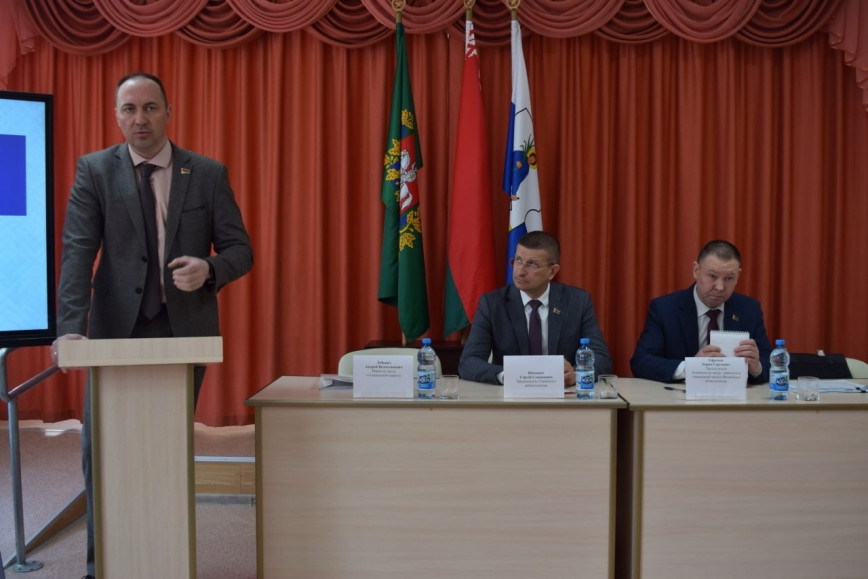 С рабочей поездкой в Ушачском районе побывал министр труда и социальной защиты Андрей Лобович