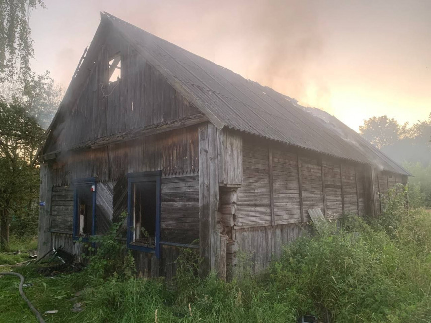На пожаре в Ушачском районе погиб мужчина