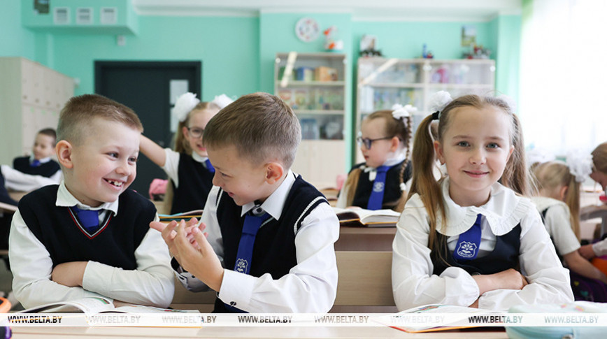 Прыём дакументаў будучых першаклашак пачнецца ў школах Беларусі з 12 чэрвеня