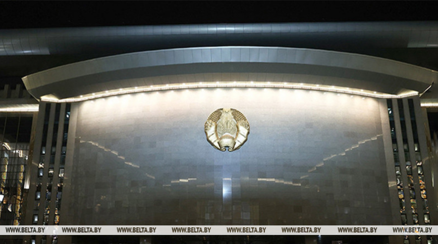 Лукашэнка падпісаў папраўкі ў закон аб дактыласкапіі. Хто абавязаны яе праходзіць?