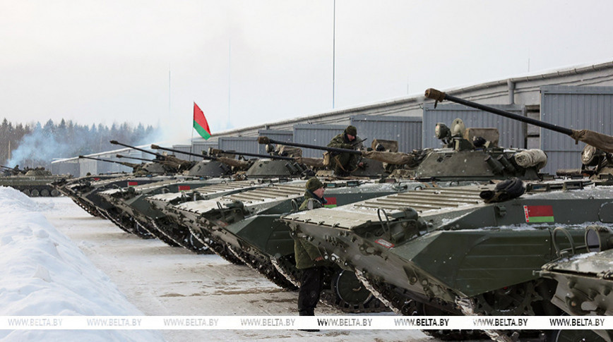 Адно з механізаваных злучэнняў прыведзена ў баявую гатоўнасць у рамках праверкі УС Беларусі